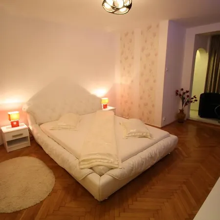 Garsoniera *